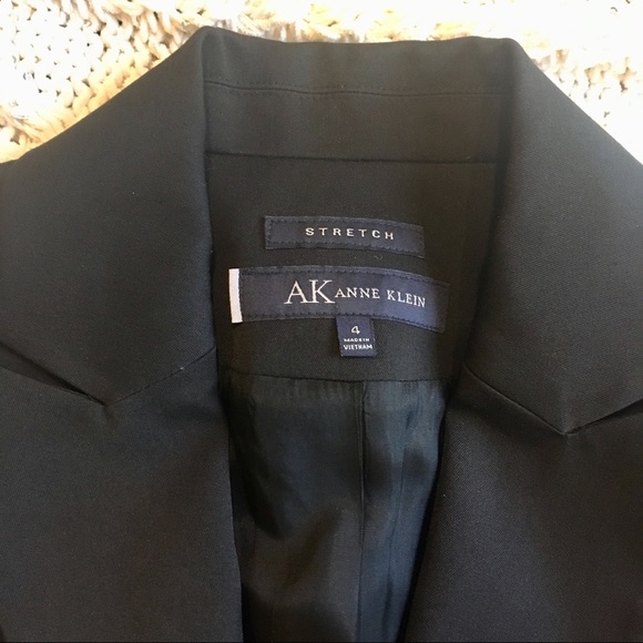 Anne Klein Black Single-Button Blazer, size 4 - Picture 3 of 5